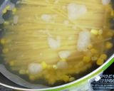 簡単、レトルトカレーパスタ、目玉のせ!作り方1写真