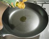 ペペロンチーノ X 牡蠣粉作り方1写真