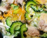 鶏もも肉＆キノコのゴーヤーチャンプルー作り方3写真