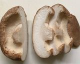 しいたけとレンコンのにんにく塩麹和え作り方1写真