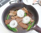 残った焼き肉で！豪快肉はるさめ作り方4写真