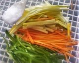 万願寺唐辛子と野菜のそーめんサラダ作り方1写真