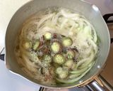 玉ねぎとみょうがのお味噌汁作り方2写真
