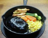 博多で人気店の黒デミソースのハンバーグ作り方9写真
