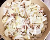 豚小間とキャベツの鶏ガラ炒め作り方2写真