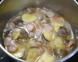 簡単!茄子とシャウエッセンのお味噌汁作り方4写真