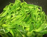 一手間で美味しい★本格青椒肉絲作り方2写真