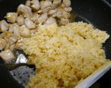 簡単！鶏チャーハン　しっとりピリ辛作り方5写真