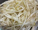 もやしは便利!目玉焼きもやし炒め作り方1写真