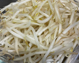 もやしは便利！目玉焼きもやし炒め作り方1写真