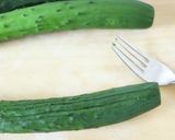 皆の大好きな【キュウリの辛子漬け】作り方1写真