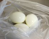ビニール袋で潰せば簡単!たまごサラダ〜作り方1写真