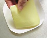 ①ファミマの商品で・厚焼き玉子ちーず作り方3写真