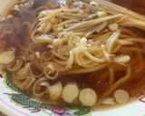 簡単　醤油ラーメンスープ　余った麺に是非作り方6写真