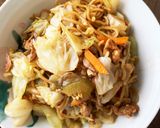 お一人様！市販の焼きそばに隠し味！作り方1写真