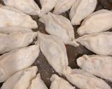 簡単✨手作りの皮でモチモチ餃子作り方10写真