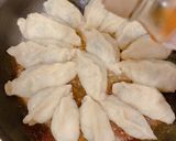 簡単✨手作りの皮でモチモチ餃子作り方12写真