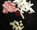 ☆もやしは便利　エリンギ豚バラにんにく作り方3写真