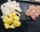 簡単！むね肉とポテトの黒胡椒炒め作り方1写真