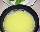 インスタントスープに野菜をプラスして作り方2写真
