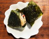 かつお梅と塩昆布の胡麻海苔巻きお握り作り方4写真