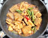 豚バラ肉とコンニャクのピリ辛みそ炒め作り方5写真