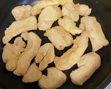 鶏胸肉　練りゴマと炒りゴマ味噌胡椒焼き　作り方5写真