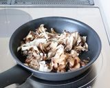 付け合わせお弁当にも【舞茸の甘醤油炒め】作り方2写真