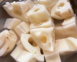 食物繊維たっぷり！レンコンのアヒージョ風作り方1写真