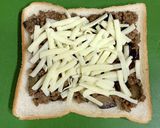 そぼろチーズトースト作り方1写真