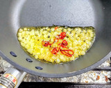 イワシ水煮缶と干し桜エビ入り野菜炒め作り方3写真