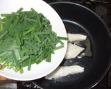 魚タラにら炒め♪体の芯から冷えている女性作り方5写真