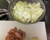 キャベツとウインナーのピリ辛パスタ作り方1写真