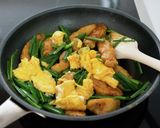 鶏ニラ玉炒め。卵ふんわり♩ご飯に合う☆作り方6写真