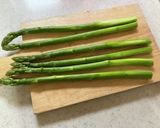 お財布にも優しい、アスパラの肉巻きフライ作り方1写真
