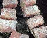ソースで簡単！ジューシー☆肉巻き豆腐作り方4写真