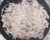 忙しい日にも！簡単！豚肉もやし炒め作り方3写真
