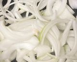 鶏ムネ肉と舞茸とさつまいもの豆乳シチュー作り方3写真