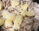 鶏ムネ肉と舞茸とさつまいもの豆乳シチュー作り方7写真