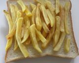 残り物フライドポテトでピザトースト作り方1写真