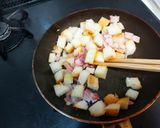 パン,ベーコン炒めてのせて我が家のサラダ作り方7写真