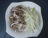 パスタ少なめ、ねぎで増量パスタ作り方1写真