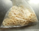 材料3つ★れんこんから揚げ作り方2写真
