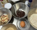 簡単チョコとナッツのオートミールクッキー作り方1写真