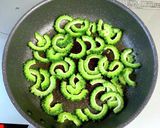 豆腐無し『ふわふわ卵のゴーヤチャンプル』作り方6写真