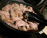 電気圧力鍋で作るビーフシチュー(*^^*作り方1写真