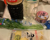 簡単　シャケ缶の炊き込みごはん　缶詰飯作り方1写真