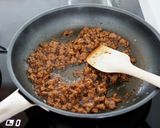 絹厚揚げとひき肉の甘味噌炒め。作り方2写真