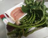 空芯菜とニンニクのエスニック風炒め作り方1写真