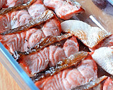 ずっと伝えていきたい味、秋鮭の焼き漬け♪作り方3写真
